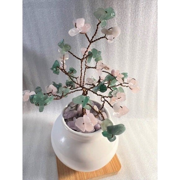 Beautiful Rose Quartz & Green Aventurine Gemstone Tree - Picture 4 of 7